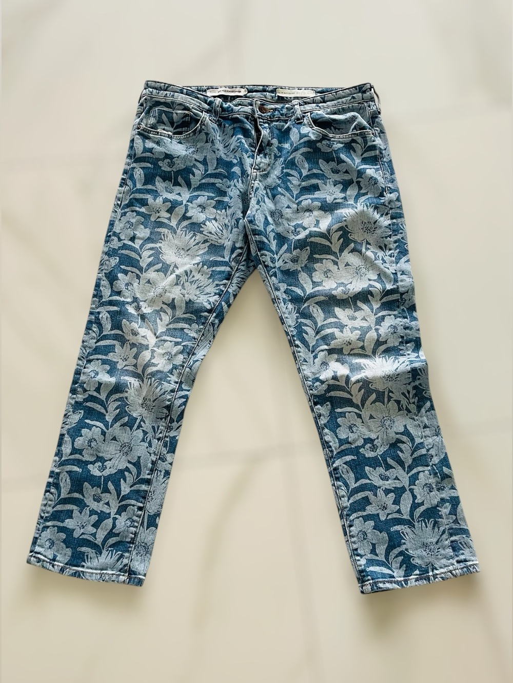Pilcro by Anthropologie Floral Print Slim Boyfriend Jeans – Size 31 Petite